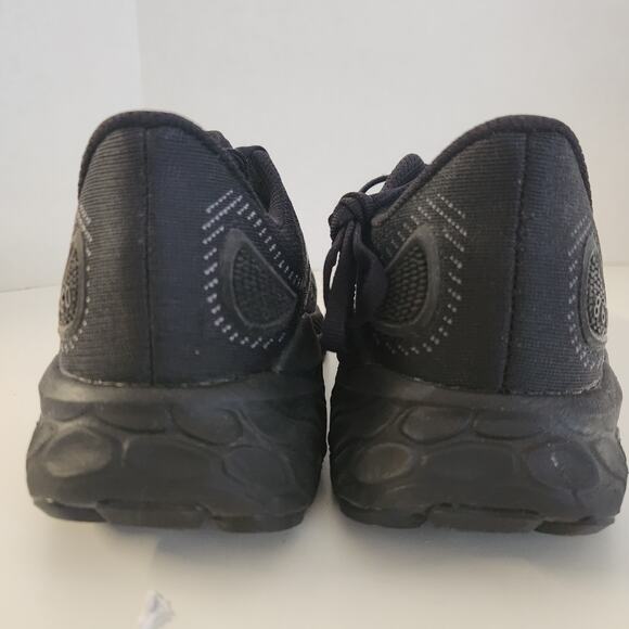 New Balance Women's Fresh Foam X 860 V13, Black/Lead/Black Metallic, 8.5 - Picture 5 of 8